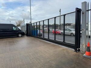 cantilevered gate